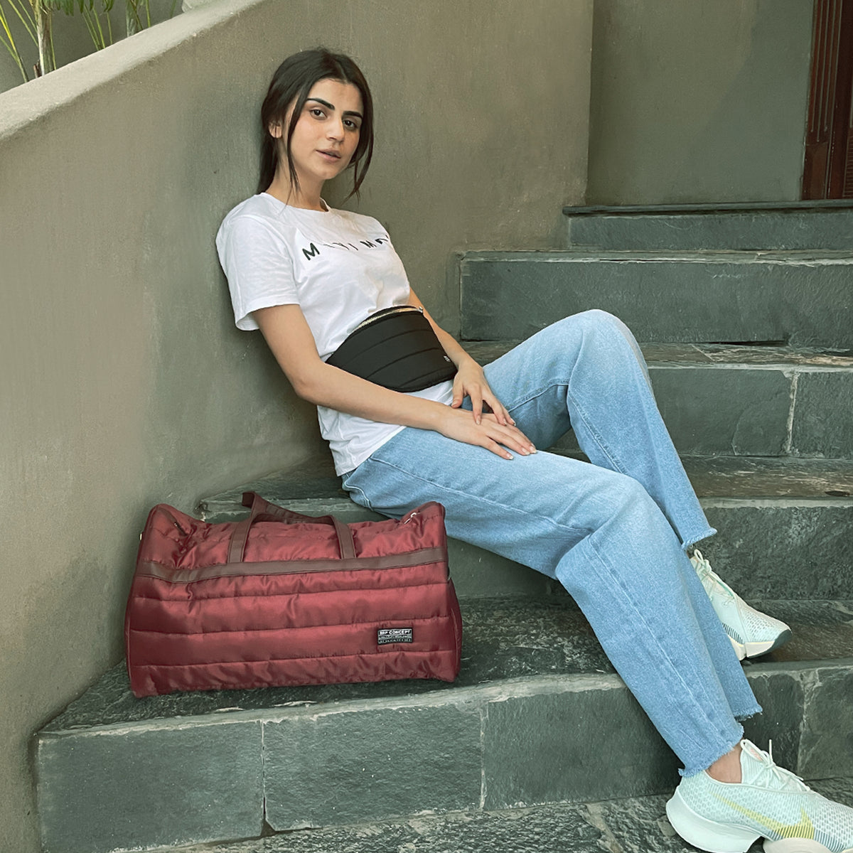 Deep mauve duffle bag